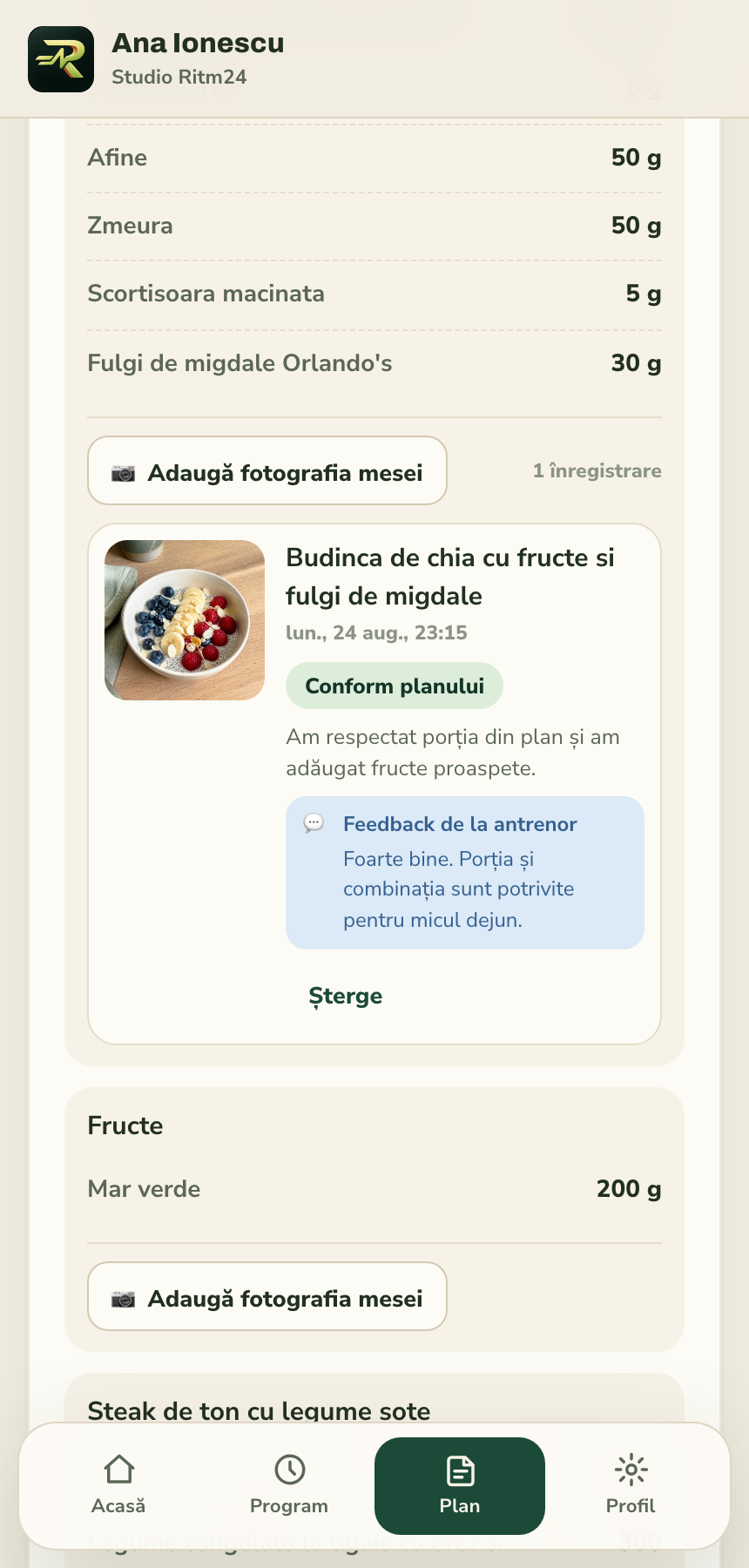 Jurnalul alimentar foto din Ritm24 Elev, cu masa fotografiată și feedbackul privat al antrenorului